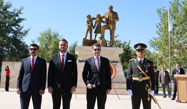 Çivril’de Zafer Bayramı Coşkuyla Kutlandı