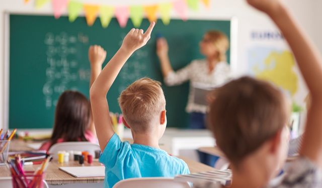 Çivril’de İlk Ders Zili Bugün Çaldı