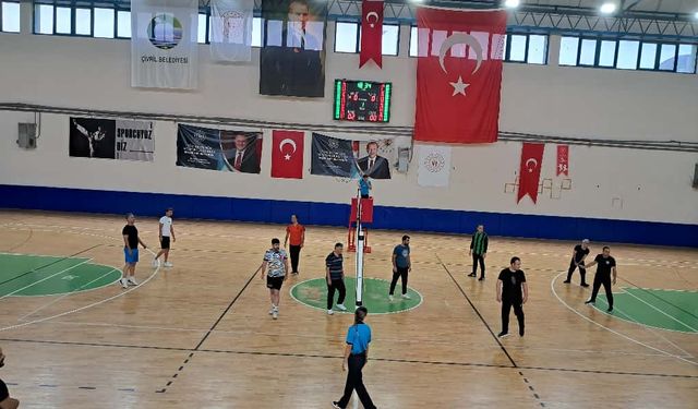 Cumhuriyet Turnuvasının Finaline Protokolden Kimse Katılmadı