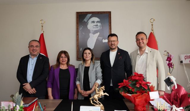 CHP Milletvekilleri Yeni Yönetimi Tebrik Etti