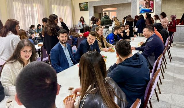 PAÜ ATASAY KAMER MYO’DA KAHVALTI VE SOHBET