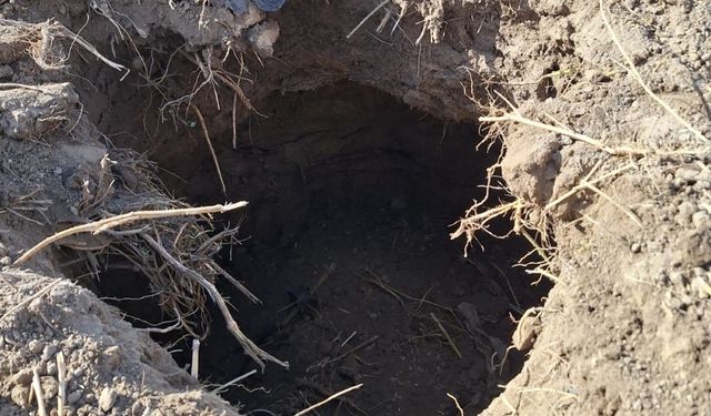 Çivril'deki Oluşan Obruk Korkuttu