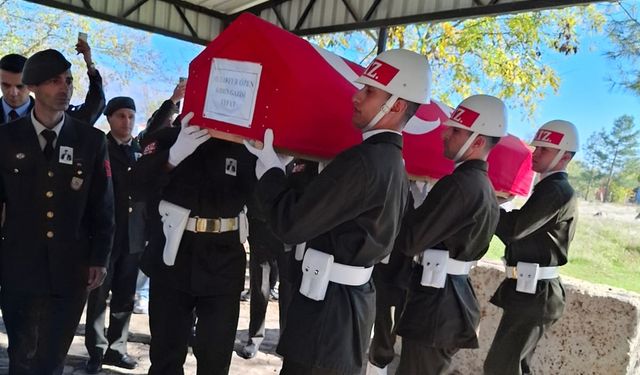 Yurtdışında Vefat Eden Gazi Çivril'de Toprağa Verildi