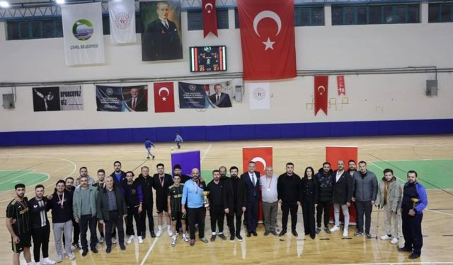 Çivril’de Futsal Heyecanı Şampiyonlukla Taçlandı