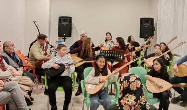 Huzurevi Sakinlerine Unutulmaz Müzik Ziyafeti