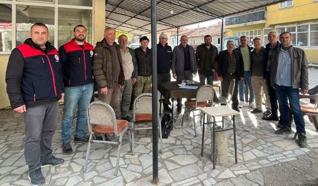 Çivril'de Üyelere Bilgilendirme Toplantısı Düzenlendi