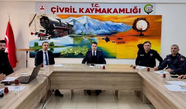 Çivril’de Şiddetle Mücadele Toplantısı Gerçekleştirildi
