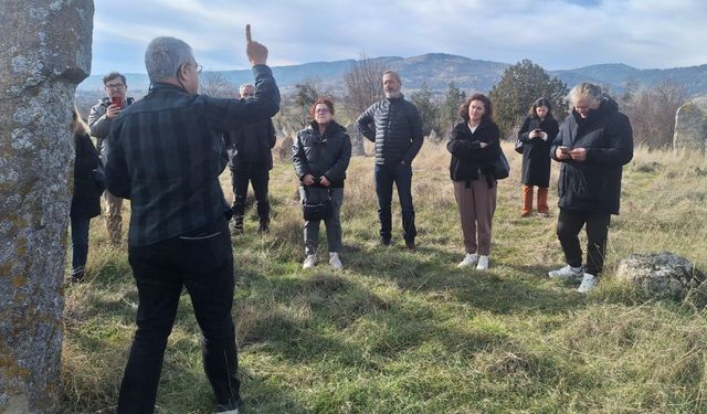 Özdemirci Mahallesi Tarih Tutkunlarını Ağırladı