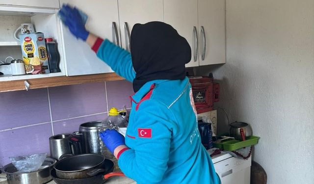 Vefa Destek Hizmetleri Çivril’de Yaşlıları Yalnız Bırakmıyor