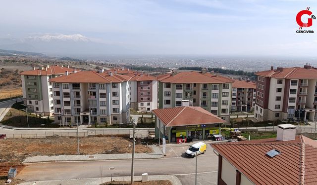 Çivril'de 2 bin 422  Toki Başvurusuna 100 konut Tepkisi