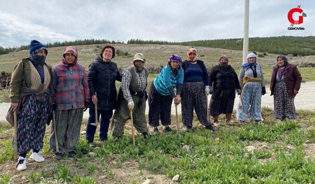 CHP Çivril Kadın Kolları’ndan 8 Mart’ta Mahalle Ziyaretleri