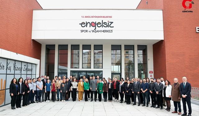 Başkan Çavuşoğlu, belediye personeliyle bayramlaştı