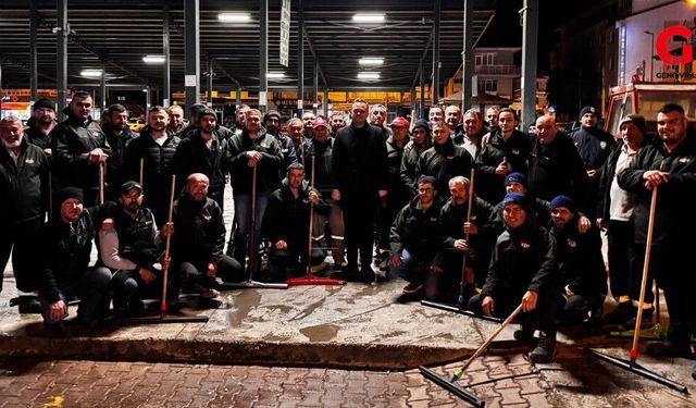 Başkan Semih Dere Personeliyle Bayramlaştı