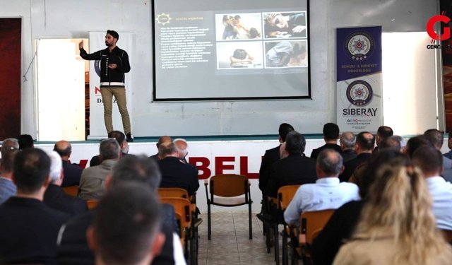 Çivril’de Narko Rehber ve Siberay Eğitimi Verildi