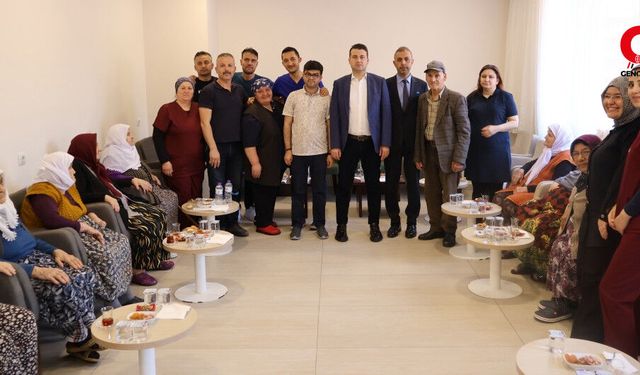 Kaymakam Cıdıroğlu Bayramda Görev Başındaki Personel ve Vatandaşlarla Buluştu