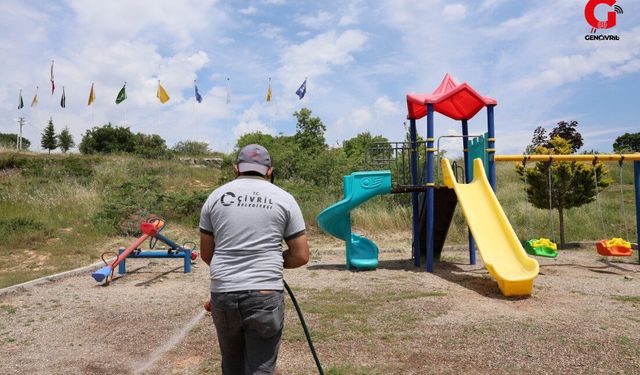 Çivril’de Mesire Alanları Keneye Karşı İlaçlanıyor