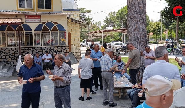 Kızılcasöğüt Mahallesi’nde geleneksel aşure hayrı düzenlendi