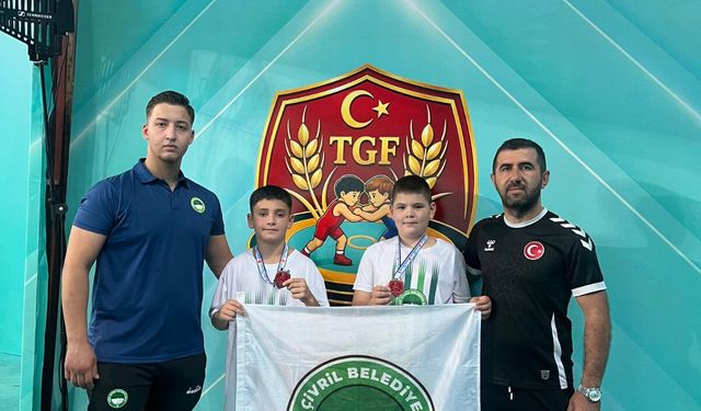 Yeşil Çivril Belediyespor'dan Türkiye Şampiyonası'nda Madalya Yağmuru