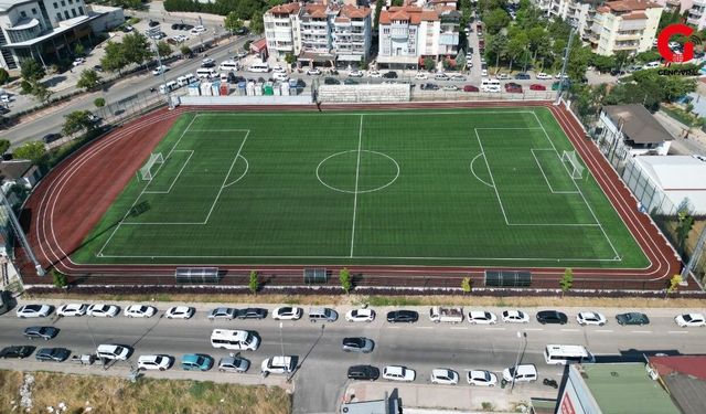 Kınıklı ve İlbade’deki spor tesisleri FIFA standartlarında yenilendi