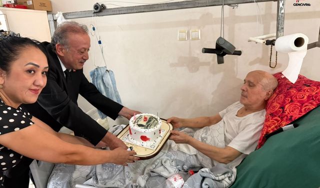 Gaziler Günü'nde çifte mutluluk: Kaymakam Demir'den Kıbrıs Gazisine doğum günü sürprizi!