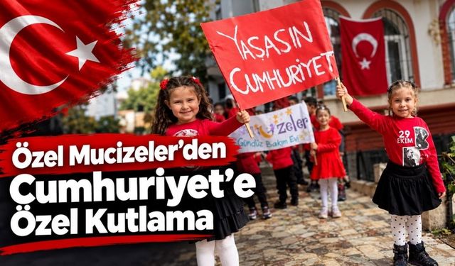 Çivrilli Minik Kalplerden Görkemli Cumhuriyet Yürüyüşü