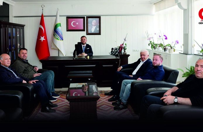 Başkan Dere Muhtarlarla Buluştu: “Çivril’i Ortak Akılla Daha Güzel Hale Getireceğiz”