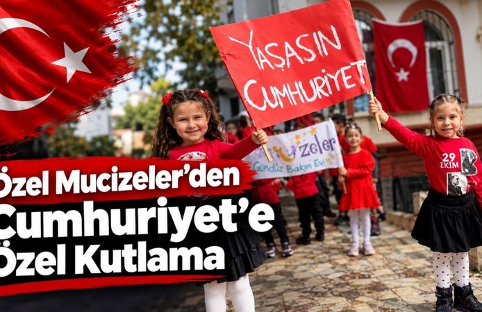 Çivrilli Minik Kalplerden Görkemli Cumhuriyet Yürüyüşü
