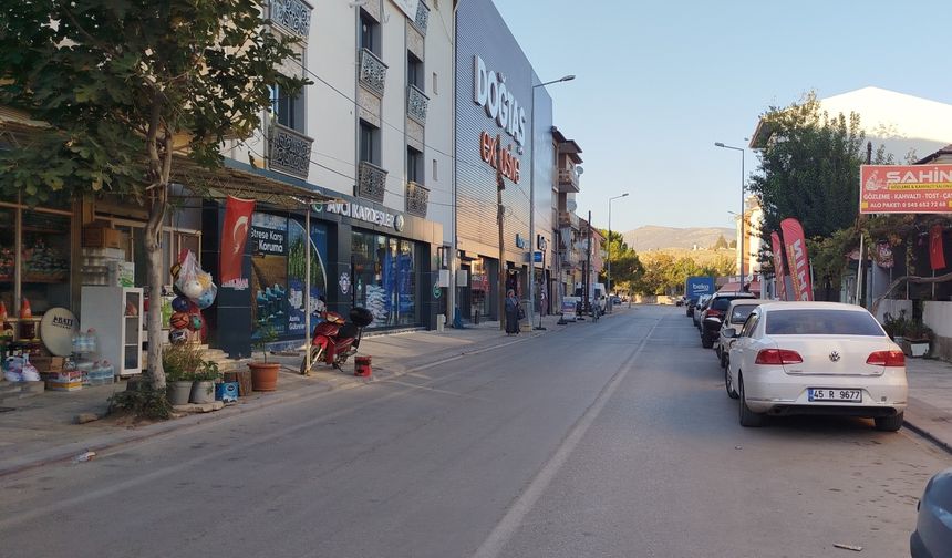 ESNAFIN YARISINA FAZLA FAZLA VERDİLER DİĞER YARISINI GÖRMEZDEN GELDİLER