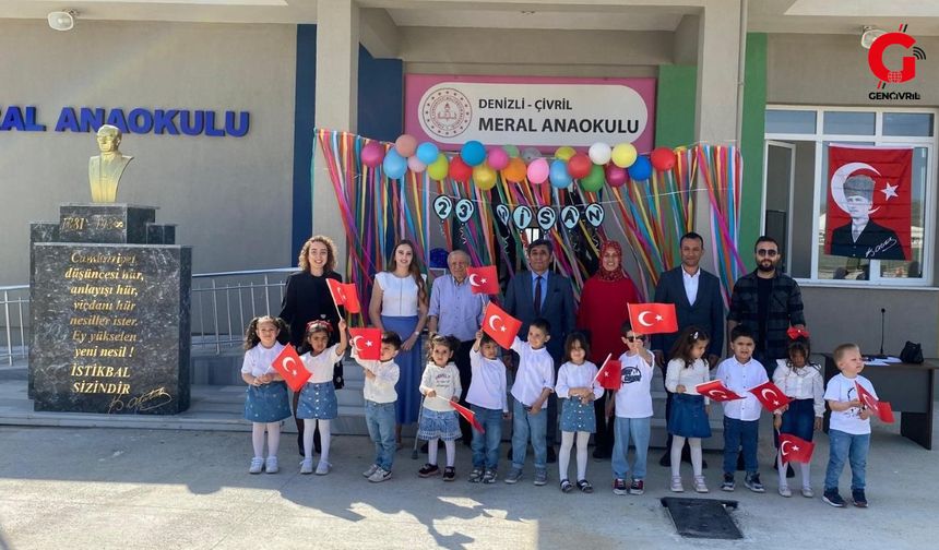 Meral Anaokulundaki İlk Bayram Duygulandırdı