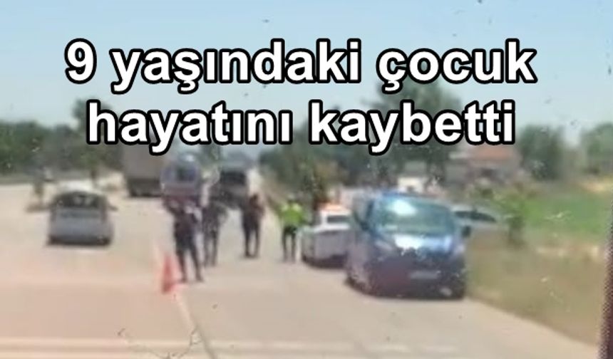 Bisikletiyle Karşıya Geçemeye Çalışan Çocuğa Araç Çarptı