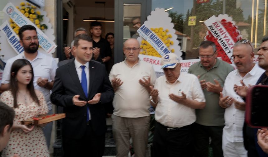 Çivrilli İki Kuzen İş Birliği Yaparak İş Dünyasına Giriş Yaptı