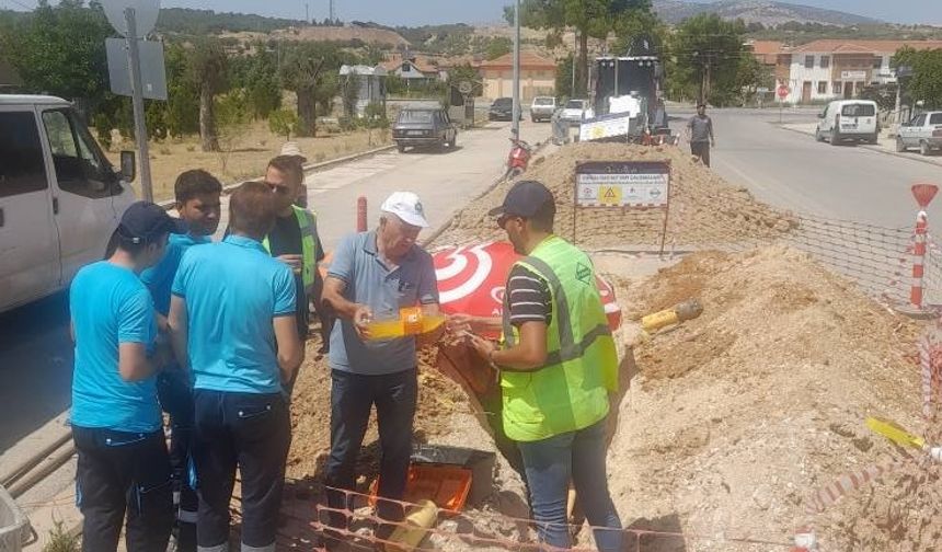 Çivril’de Bir Mahalle Daha Doğalgaza Kavuştu