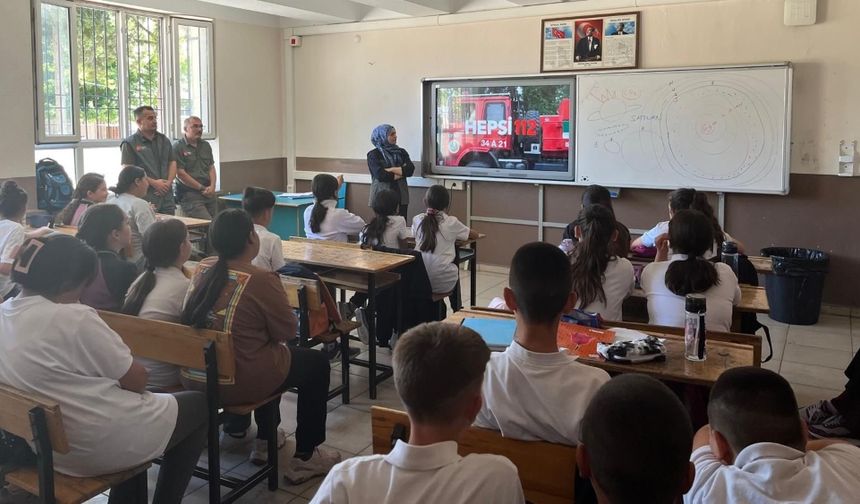 Çivril’de Öğrencilerinin İlk Dersi Yeşil Vatan