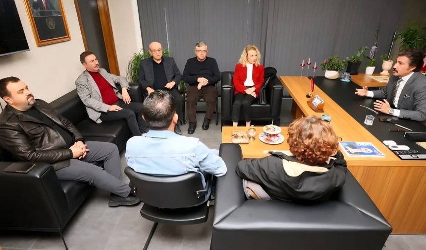 Çivril Lisesi Mezunları Okullarının Adı İçin Mücadeleyi Sürdürüyor