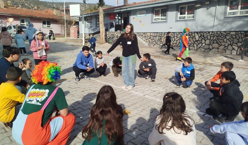 İTÜ’lü Gençlerin "Umut Okulu" Kocayaka’daydı!