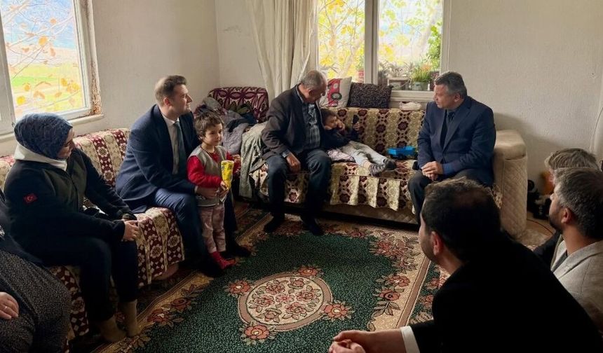 Kaymakam Fatih Cıdıroğlu Vatandaşlarla Buluştu