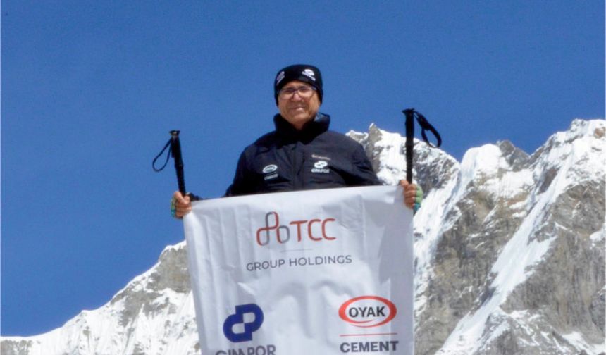 OYAK Çimento'dan Everest Tepesine Tırmanış