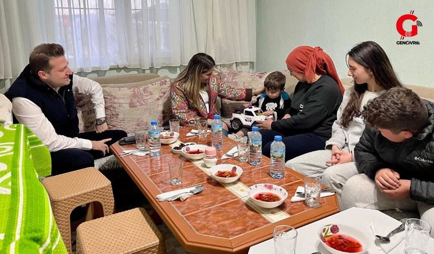 Kaymakam Cıdıroğlu İftarda Vatandaşın Sofrasına Konuk Oldu