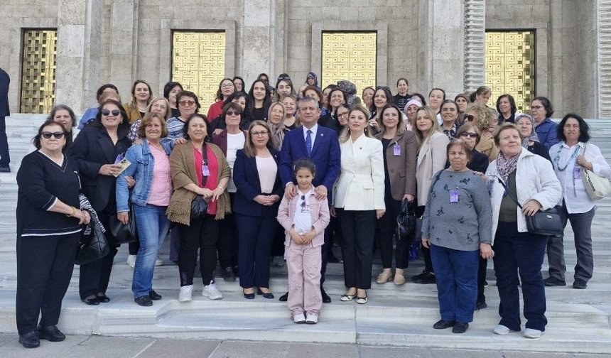 Çivrilli Kadınlardan Ankara’da Anıtkabir ve TBMM Ziyareti