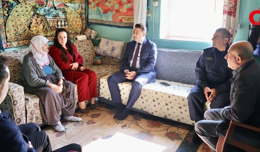 Çivril Kaymakamı Fatih Cıdıroğlu'ndan Yaşlılar Günü Ziyareti