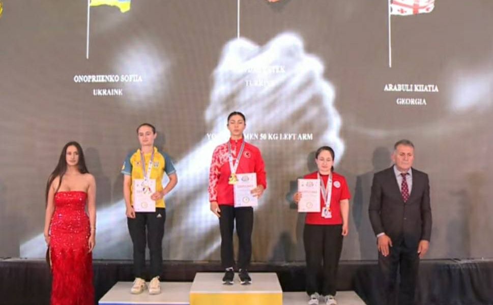 Çivrilli Sporcular Avrupa’yı Salladı