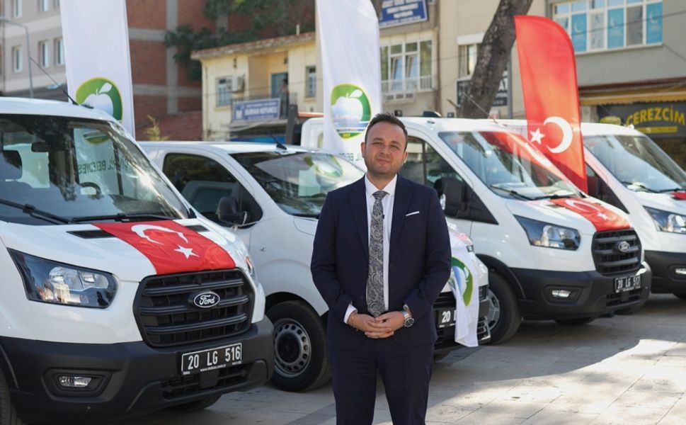 Başkan Dere ; “Güçlü ve Hızlı Bir Belediyenin Temelleri Yükseliyor”
