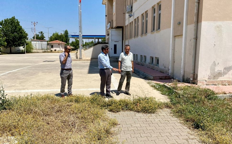 Çivril’de Yaz Tatilinde Okullar Yeni Döneme Hazırlanıyor