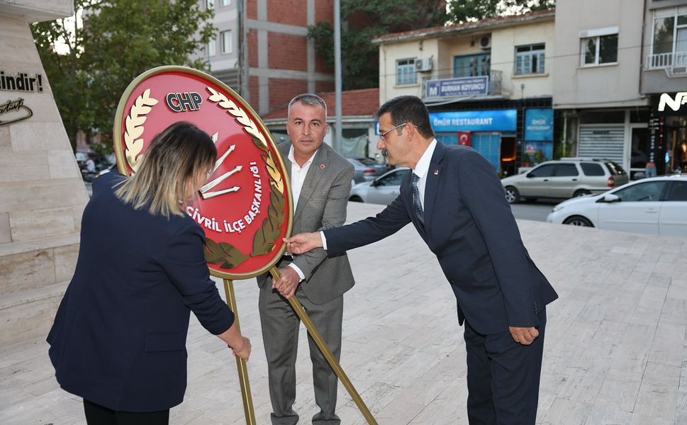 CHP Çivril’de 102 Yaşını Kutladı