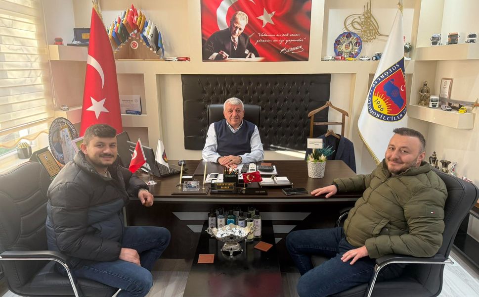 Şoförler Odası’nda Güven Tazeleyen Hakan Uyanık’a Tebrik Ziyareti