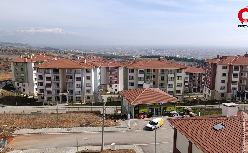 Çivril'de 2 bin 422  Toki Başvurusuna 100 konut Tepkisi