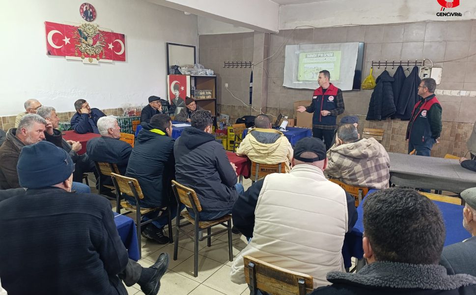 Çivril’de Çiftçiye Pestisit ve B-Reçete Eğitimi