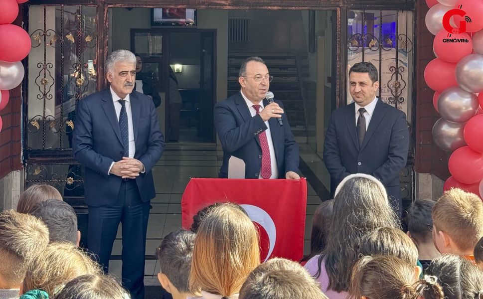 OYAK Çimento “Renkli Yakalar” ile Geleceği Güzelleştiriyor: