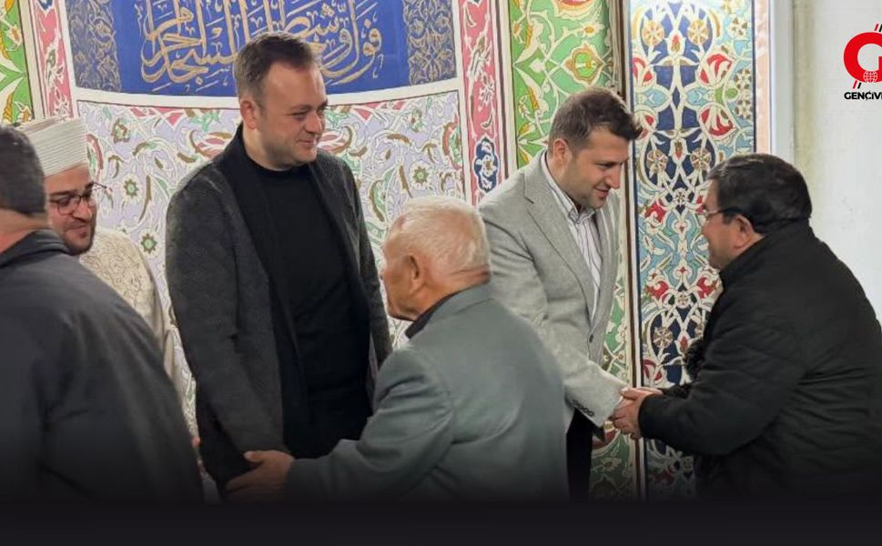 Çivril’de Bayramda Dikkat Çeken Ayrıntı: Protokolde Ayrılık mı Var?