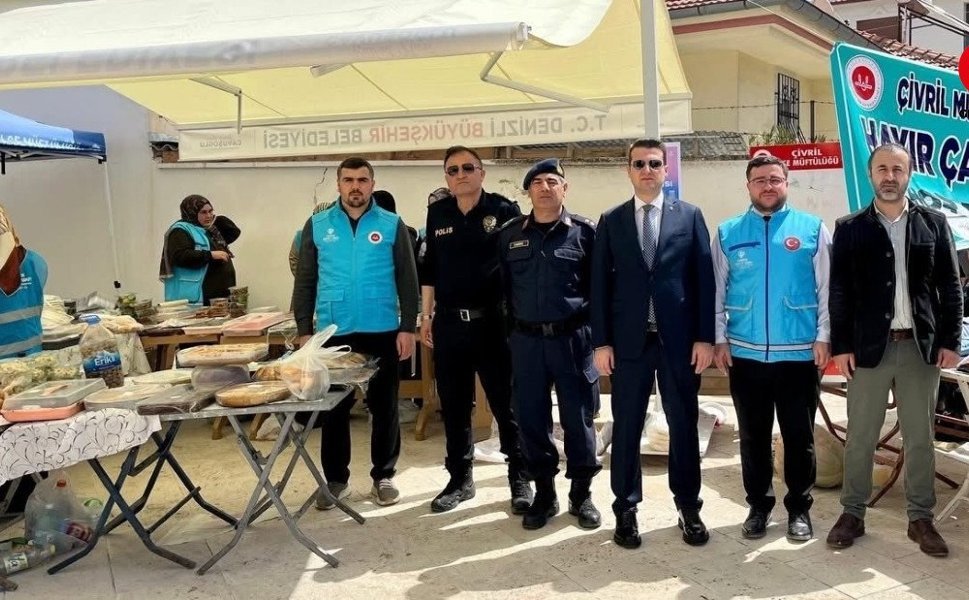 Çivril'de “İki İnsan Bir Hayat” Kermesine Yoğun İlgi